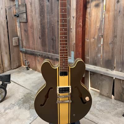 Epiphone Tom DeLonge Signature ES-333 2008 - 2019 - Brown with Cream Stripe image 2
