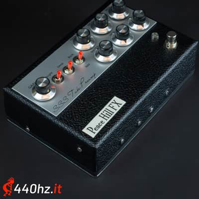 Peace Hill FX SSS Tube Preamp - Black Tolex/Silver Panel | Reverb