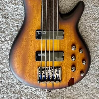 Ibanez SRF705BBF Portamento 5-String Fretless Bass, Natural Browned Burst Flat image 1