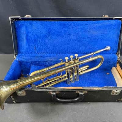 Holton T602R Trumpet, JAPAN, with case/mouthpiece | Reverb