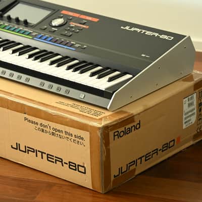 Roland Jupiter-80 - MINT image 21