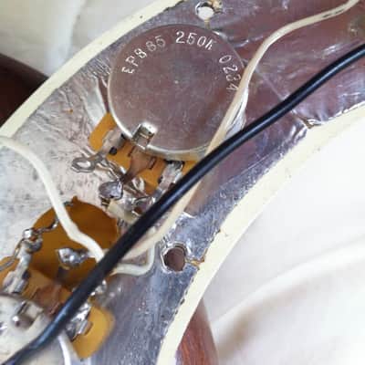 Vintage Left-Handed Fender Precision Bass 1976 Walnut image 17