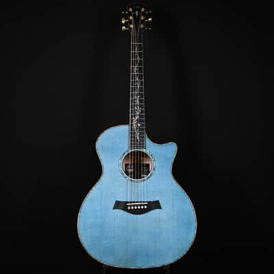 Taylor Custom Catch #23 C14ce B6023 – Grand Auditorium w/ Lutz Spruce Top & Figured Big Leaf Maple Back & Sides Acoustic/Electric Guitar- Koi Blue 2026 (1203306094) image 2