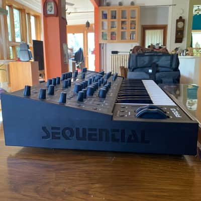 Sequential Pro 3 37-Key 3-Voice Monophonic / Paraphonic Synthesizer with DeckSaver image 4