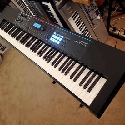 MUST SEE!!! ROLAND JUNO DS88 FULLY INSPECTED/SERVICED AND IN AMAZING CONDITION! image 4