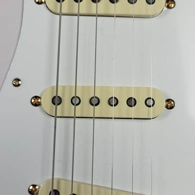 2026 Fender Limited Edition American Vintage II 1957 Stratocaster - White Blonde With OHSC image 10