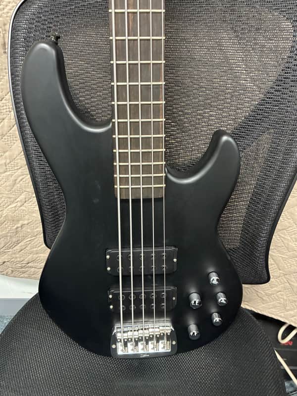 G&L M-2500  Ash Body, Ebony Fretboard, Quartersawn Neck image 1