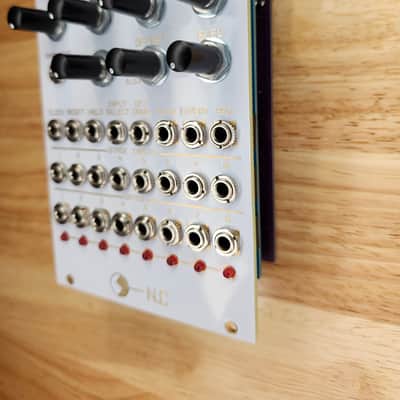Nonlinear circuits (NLC) Frolic 8 stage sequencer/sequential switch image 2