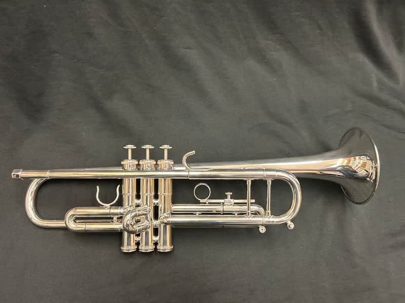 Getzen Eterna II 700 | Reverb