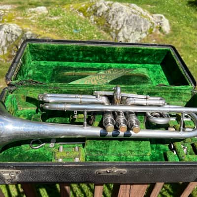 Antique C.G. Conn New Wonder LP Cornet ~1915-16 Silver Plate Engraved Bell w/ Original Case & Accessories image 1