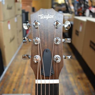 Taylor GS Mini-e Mahogany Acoustic-Electric w/Padded Gig Bag image 7