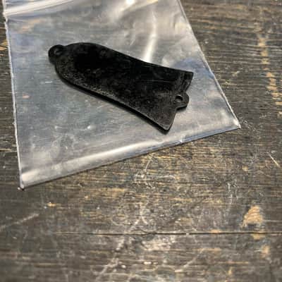 Gibson Les Paul Deluxe Truss Rod Cover 69 - blk image 2