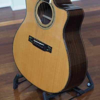 Larrivee LV-10 E 2002 - Mint image 16