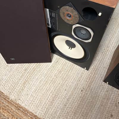 Vintage JBL L100 century Early 70s - Original walnut veneer image 2
