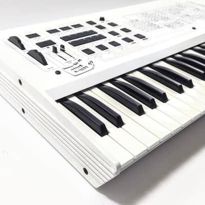 Crumar Bit 99 White (Serviced / Warranty / Case) image 4
