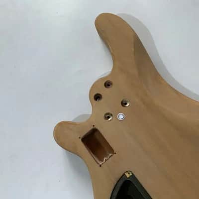 Natural 4 String Bass Body DIY Project image 8