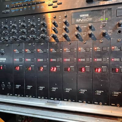 Yamaha TX816 8-Module FM Synthesizer 1984 - Black