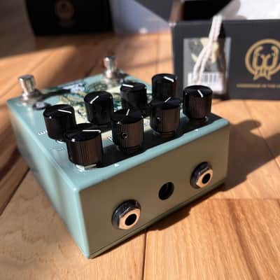 Walrus Audio Lore Reverse Soundscape Generator Limited Edition - Fall Series 2025 - Green Fall Fantasy Graphic image 4