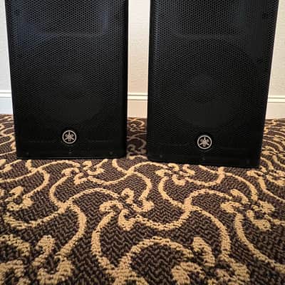 A pair Yamaha DXR10 mkII 2-Way 1100-Watt 10" Active Loudspeaker 2019 - Present - Black image 1