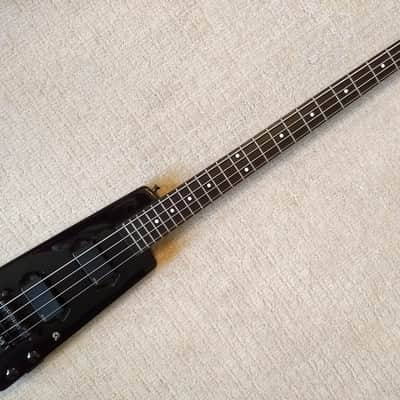 80年代 washburn bantam headless ワッシュバーン Washburn Bantam Bass Headless 1980's Black w/ EMG's | Reverb