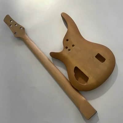 5 String Bass Mahogany Body with Maple Neck, Rosewood Fingerboard image 17