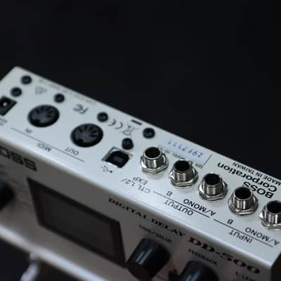 Boss DD-500 Digital Delay 12 Versatile Delay Modes with Looper Effect Pedal image 12