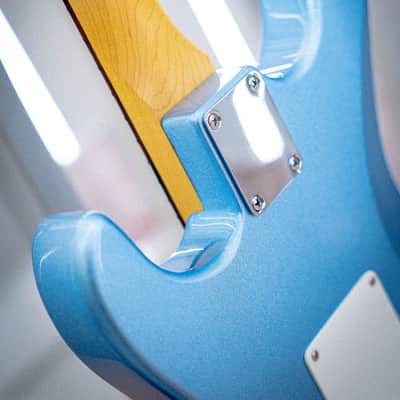 G&L Tribute Legacy HSS Lake Placid Blue RW image 8