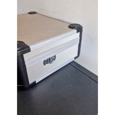 Unbranded Metal Case - Carry Handle – Tool Case - Good image 5