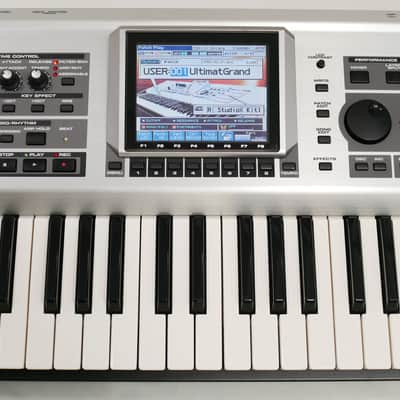 Roland Fantom-X7 + Case image 4