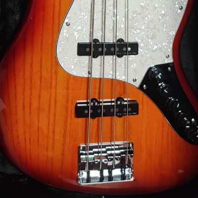 Beautiful 2021 Never Played Sire Marcus Miller Fireglow Swamp Ash Jazz Bass w/ HSC image 2