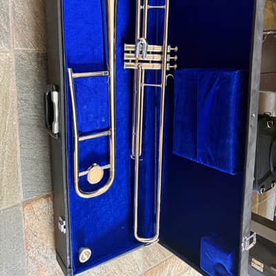 Silver Valve trombone, with case and mouthpiece image 1