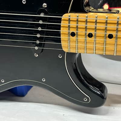 Fender Lead I 1 Doublecut Electric Guitar - Black with Case image 6