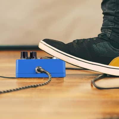 KOKKO FVB2 VIBRATO Electric Guitar Effect Pedal Traditional Vibrato Effect with Three Functional Knobs for Guitarists During Performances or Practice Compact (Price includes the import duty for US buyer) image 3