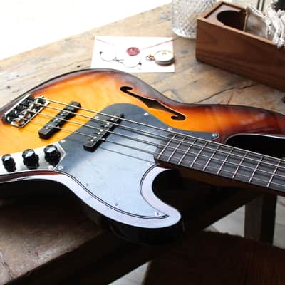 FENDER "Limited Edition Suona Jazz Bass Thinline" HARDCASE, 3, 96 KG image 3