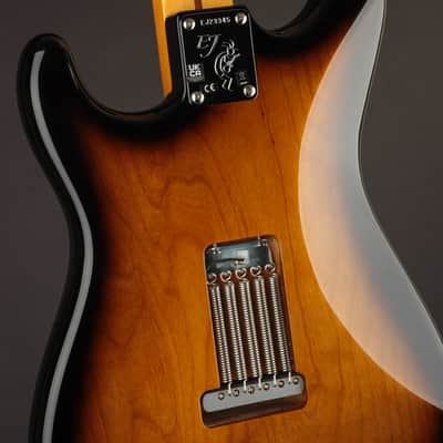 Fender Eric Johnson Stratocaster 2020s - 2-Tone Sunburst image 9