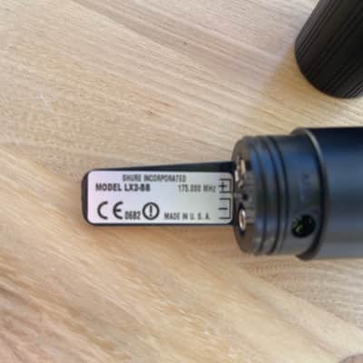 Shure Shure LX2 / SM58 Handheld Wireless Microphone Transmitter – 175.000 MHz VHF 2010s - Black image 4