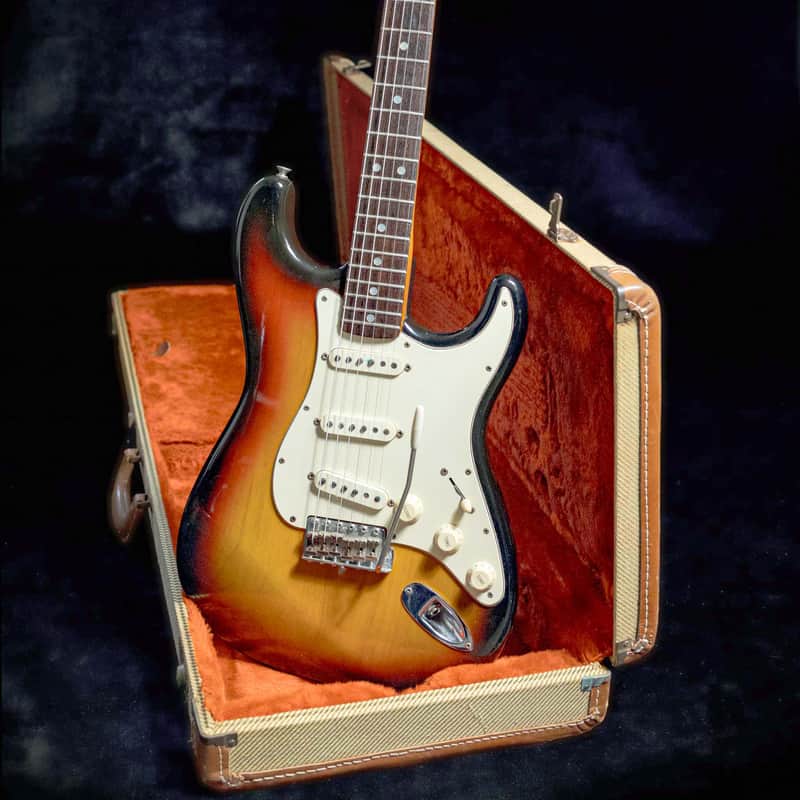 Vintage 70s Fender Stratocaster - Sunburst - USA - 1973 image 1