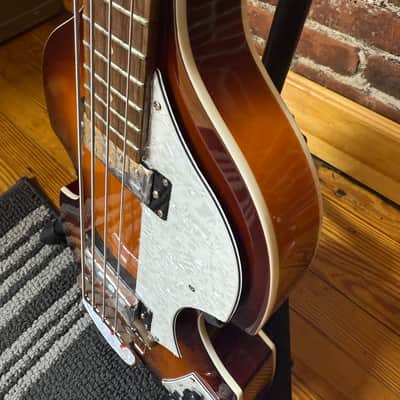 Hofner Ignition Series Violin Bass 2011 - 2019 - Sunburst image 5