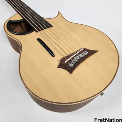Warwick Alien 6-String Fretless Acoustic Bass Guitar Fishman 7.62lbs 8673-21 image 5