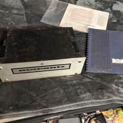 Marantz Model 240 120-Watt Solid-State Power Amplifier 1972- Silver image 1
