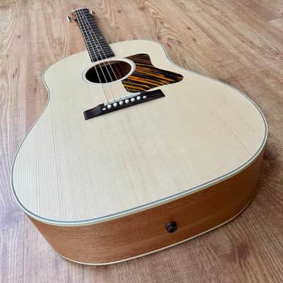 Gibson J-35 '30s Faded Natural image 5