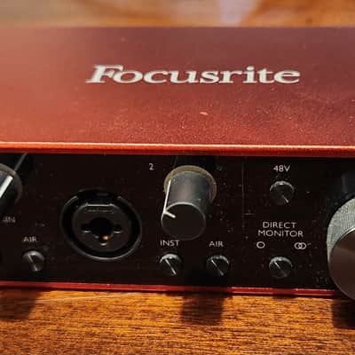 Focusrite Scarlett 2i2 Audio Interface w/ USB cable image 1