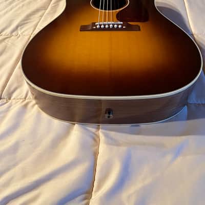 Gibson J-45 Studio 2023 Gloss Walnut Burst w/OHSC image 2