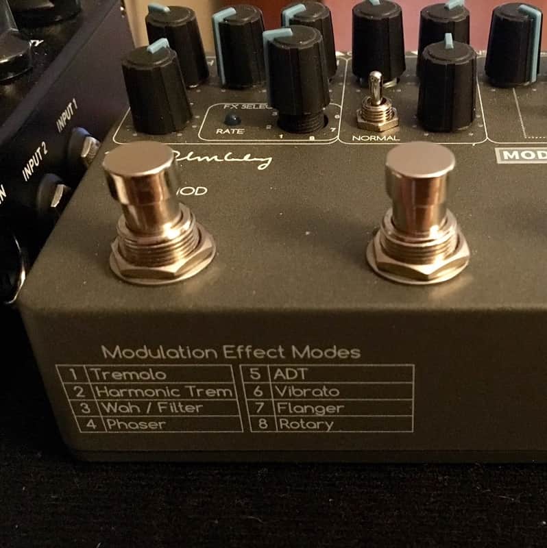 Keeley Mod Workstation Dual Gain Stage and Modulation Pedal image 2