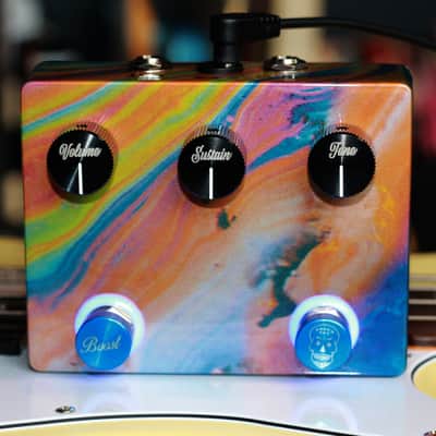 Flattley Guitar Pedals Bass Solaris - Bass Fuzz with Boost image 2