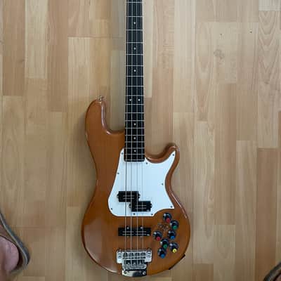 Kramer 350B 1976-1979 w/ Bill Lawrence pickups image 2