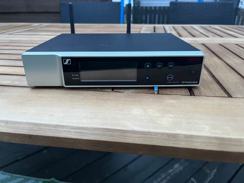 Sennheiser EE-D SK base set (R1-6) image 1