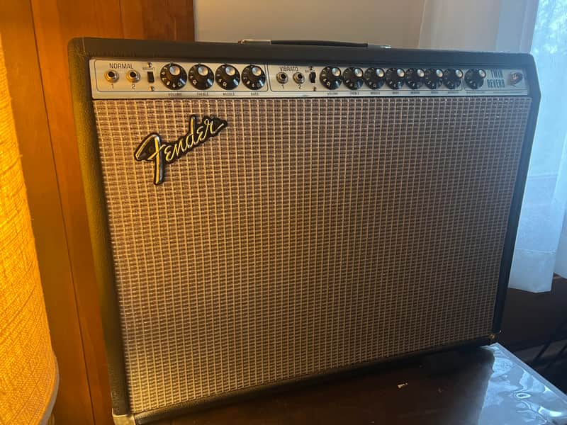 Fender Twin 1968-1969 - Silver face & black image 1