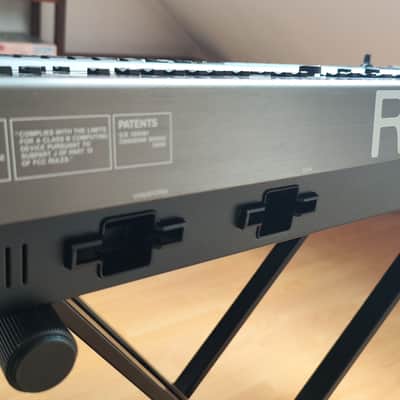 Roland JD-800 61-Key Programmable Synthesizer - Top Optics image 12