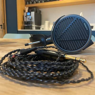 Audeze MM-500 Planar Magnetic Headphones image 3